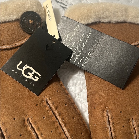 UGG Australia Bailey Glove Chestnut L - Picture 2 of 4